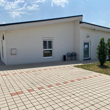 Gaestezimmer Oedenburgerstrasse Pottsching Экстерьер фото